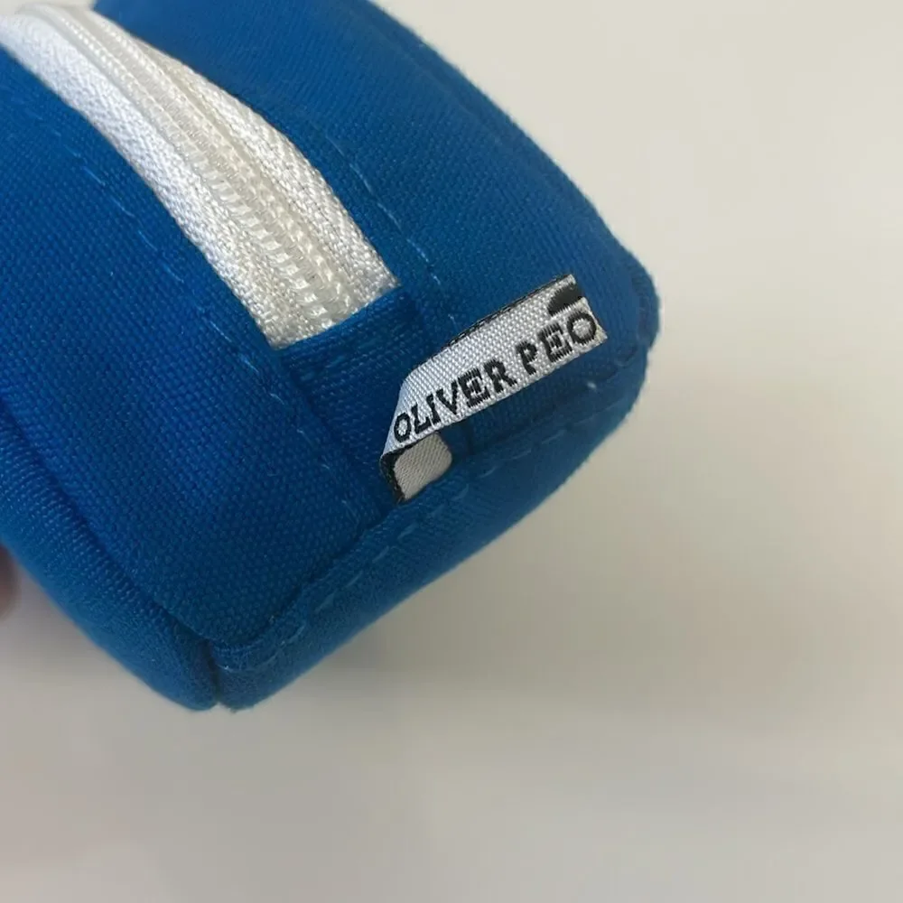 Oliver Peoples Blue Zippered Sunglasses Case with Cloth Dust-bag